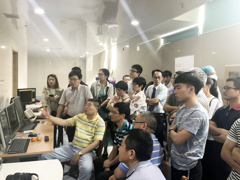 03ERCP手術(shù)演示現(xiàn)場(chǎng).jpg 03ERCP手術(shù)演示現(xiàn)場(chǎng).jpg