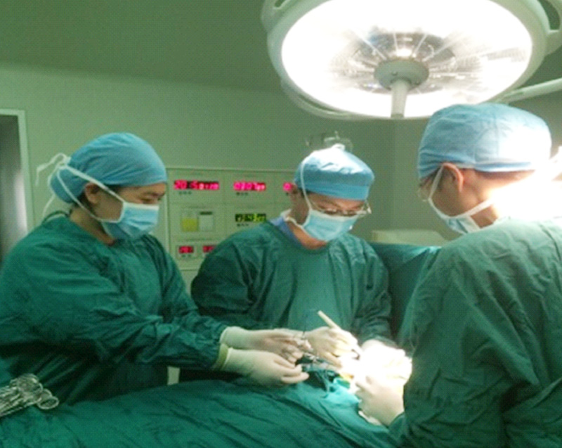 巨大乳腺癌自體再選1.jpg 巨大乳腺癌自體再選1.jpg