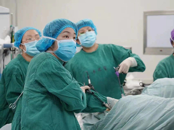 指導(dǎo) 開展腹腔鏡全子宮切除術(shù)_副本.jpg 指導(dǎo) 開展腹腔鏡全子宮切除術(shù)_副本.jpg