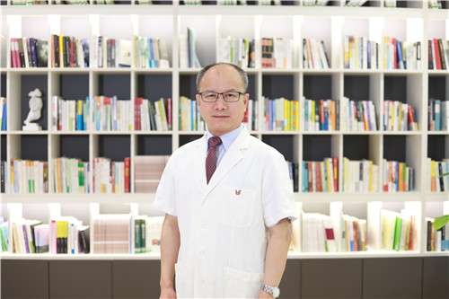 胡允兆.jpg 胡允兆.jpg